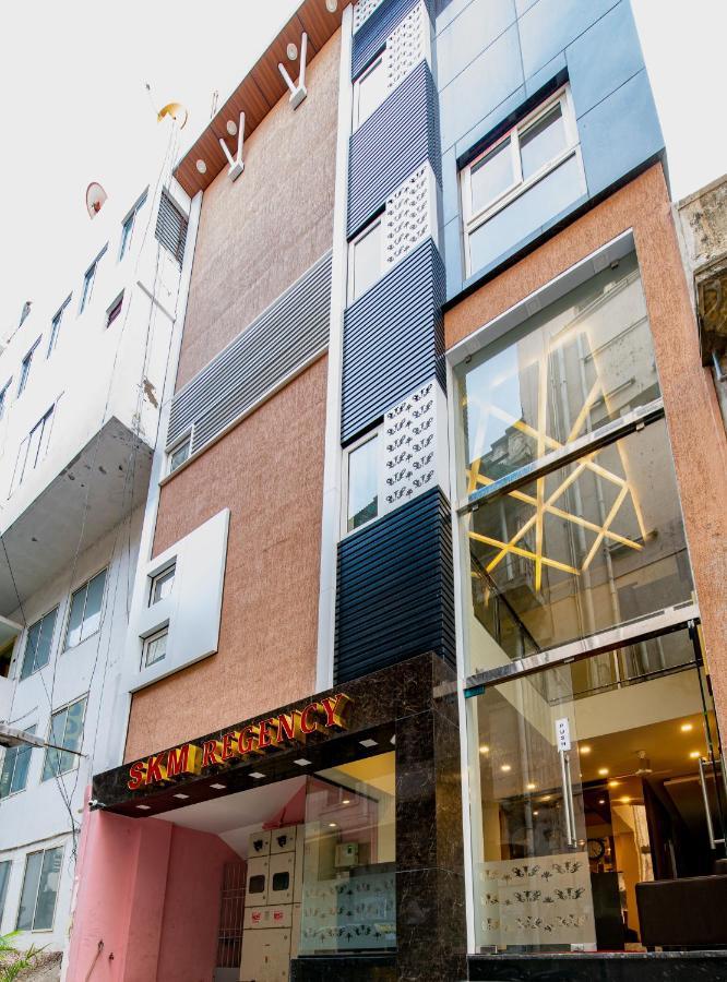 Hotel Skm Regency Madrás Exterior foto
